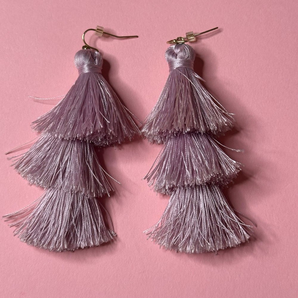 Lavender tassel earrings - Picture 4 of 7